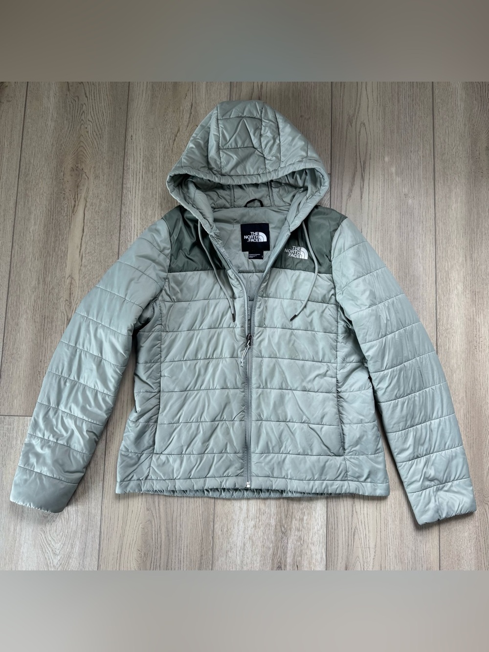 The North Face Women's Lightweight Hooded Quilted Puffer Jacket size Large
